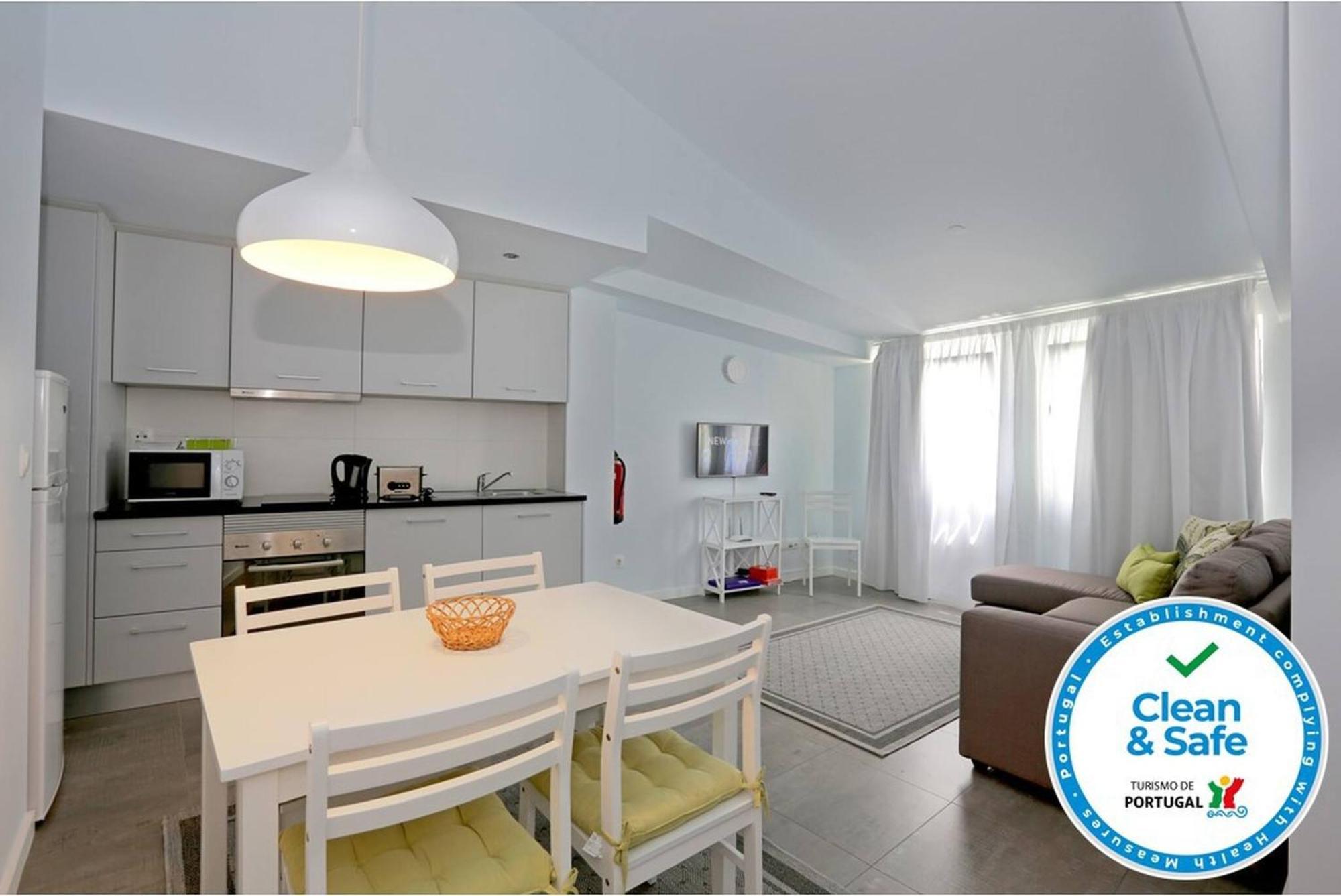 Apartamentos Almeida Garrett Ponta Delgada Esterno foto